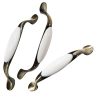 Maner cu ornament ceramic simplu (50 bucati) Maner cu ornament ceramic simplu (50 bucati)